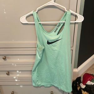 Nike pro running tank